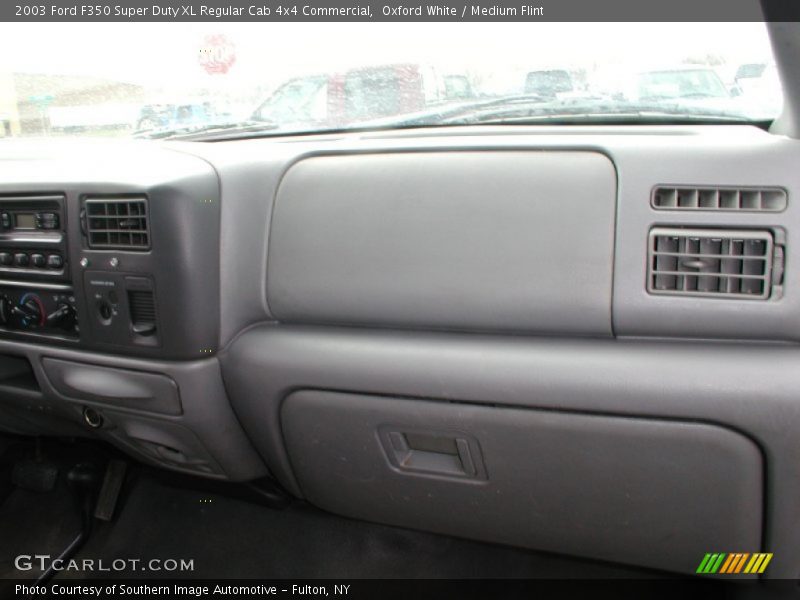 Oxford White / Medium Flint 2003 Ford F350 Super Duty XL Regular Cab 4x4 Commercial