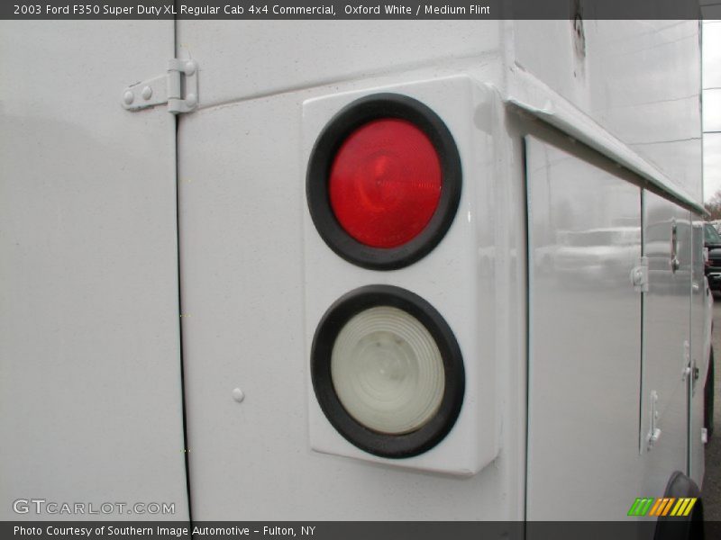 Oxford White / Medium Flint 2003 Ford F350 Super Duty XL Regular Cab 4x4 Commercial