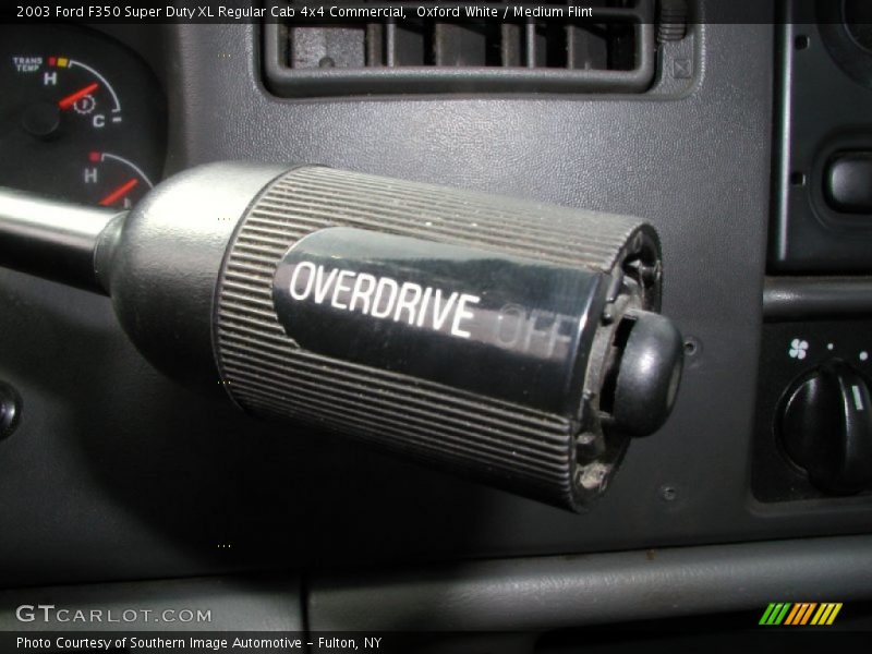 Oxford White / Medium Flint 2003 Ford F350 Super Duty XL Regular Cab 4x4 Commercial