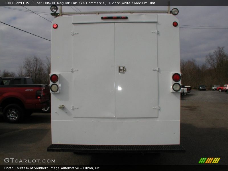 Oxford White / Medium Flint 2003 Ford F350 Super Duty XL Regular Cab 4x4 Commercial