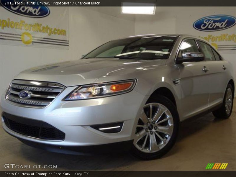Ingot Silver / Charcoal Black 2011 Ford Taurus Limited