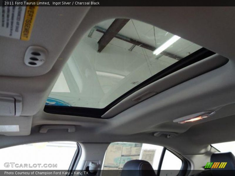 Ingot Silver / Charcoal Black 2011 Ford Taurus Limited