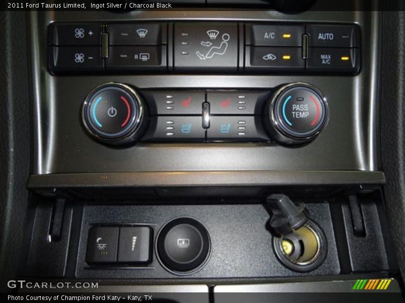 Ingot Silver / Charcoal Black 2011 Ford Taurus Limited