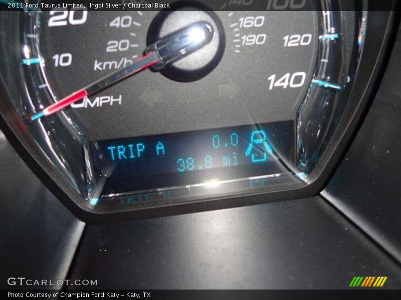 Ingot Silver / Charcoal Black 2011 Ford Taurus Limited
