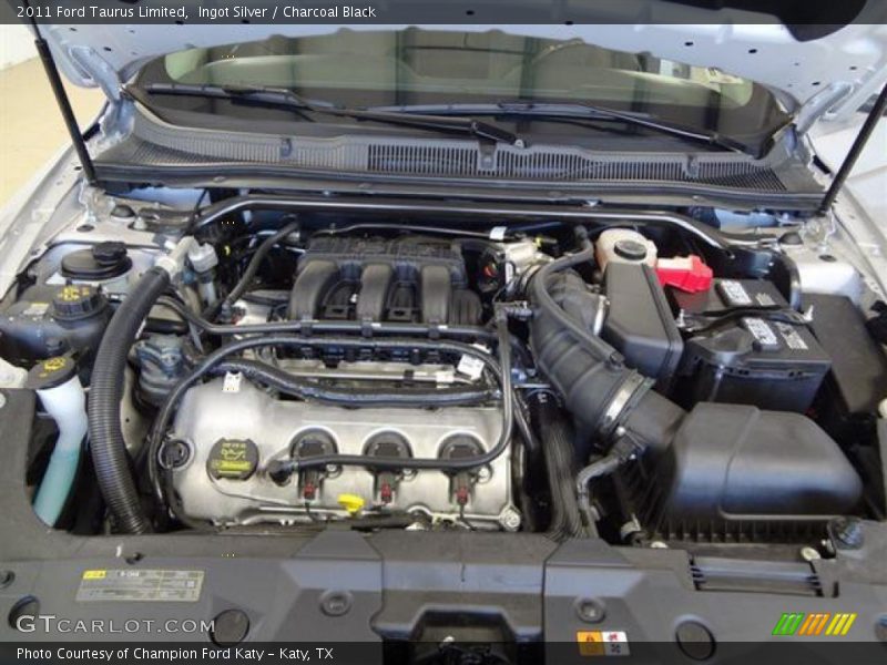 Ingot Silver / Charcoal Black 2011 Ford Taurus Limited