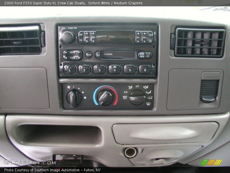 Oxford White / Medium Graphite 2000 Ford F350 Super Duty XL Crew Cab Dually