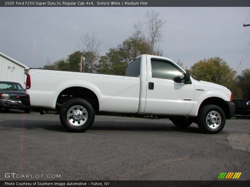  2005 F250 Super Duty XL Regular Cab 4x4 Oxford White
