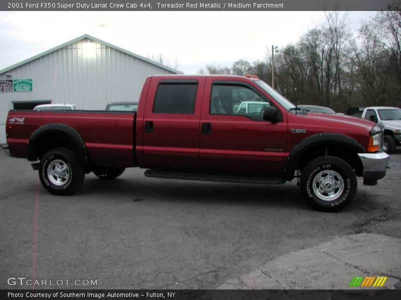 Toreador Red Metallic / Medium Parchment 2001 Ford F350 Super Duty Lariat Crew Cab 4x4