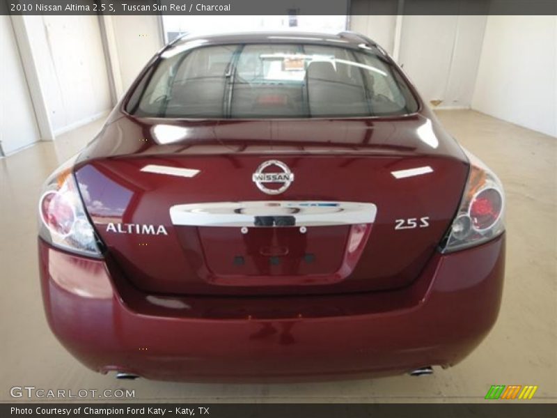 Tuscan Sun Red / Charcoal 2010 Nissan Altima 2.5 S