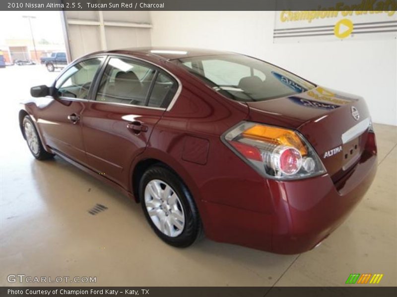 Tuscan Sun Red / Charcoal 2010 Nissan Altima 2.5 S