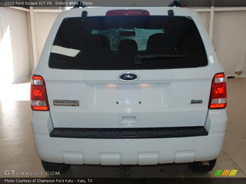 Oxford White / Stone 2010 Ford Escape XLT V6