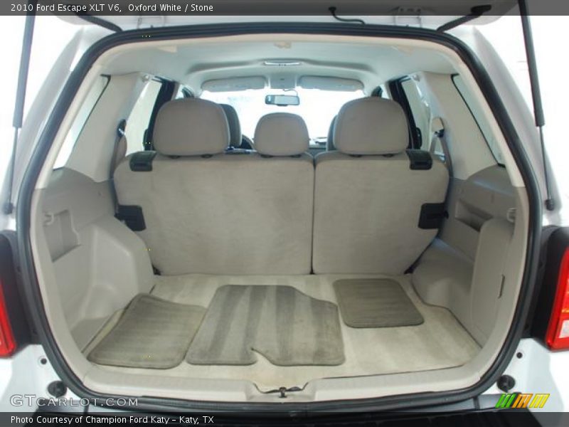 Oxford White / Stone 2010 Ford Escape XLT V6