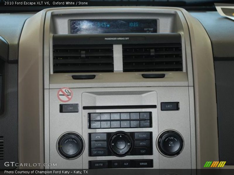 Oxford White / Stone 2010 Ford Escape XLT V6