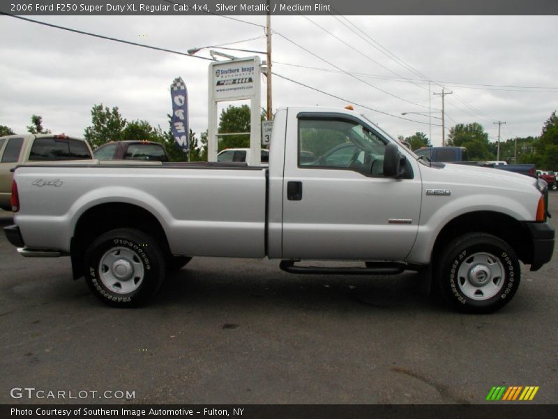 Silver Metallic / Medium Flint 2006 Ford F250 Super Duty XL Regular Cab 4x4