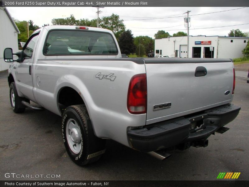 Silver Metallic / Medium Flint 2006 Ford F250 Super Duty XL Regular Cab 4x4