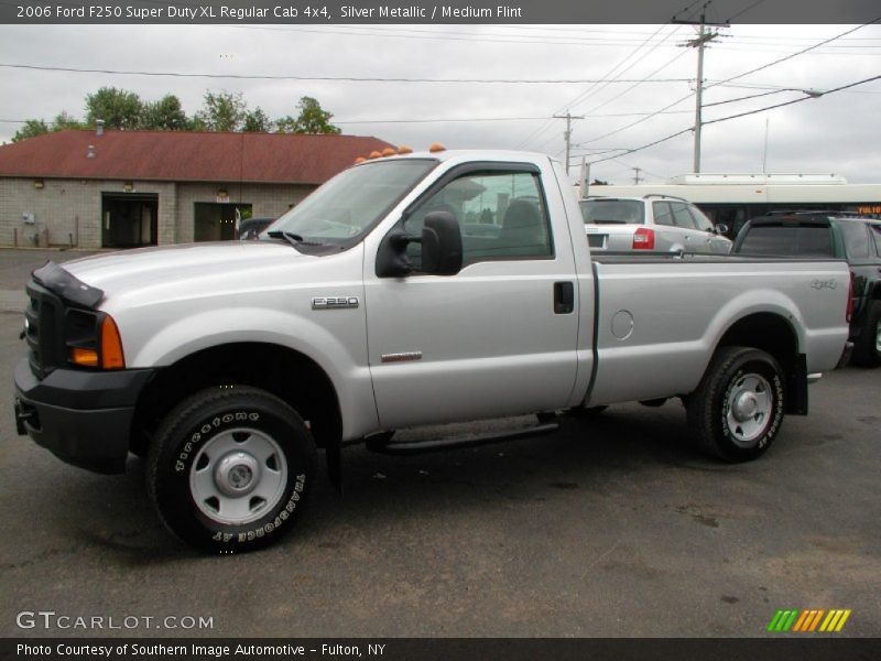Silver Metallic / Medium Flint 2006 Ford F250 Super Duty XL Regular Cab 4x4