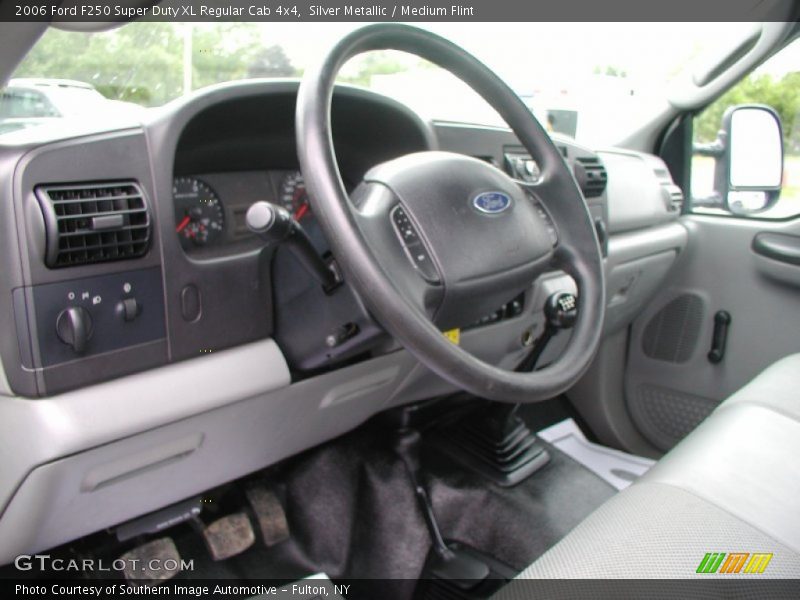  2006 F250 Super Duty XL Regular Cab 4x4 Steering Wheel