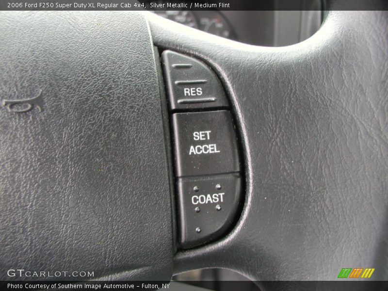 Silver Metallic / Medium Flint 2006 Ford F250 Super Duty XL Regular Cab 4x4