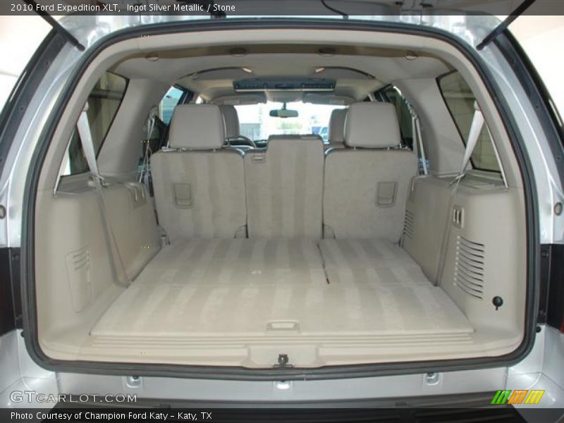  2010 Expedition XLT Trunk