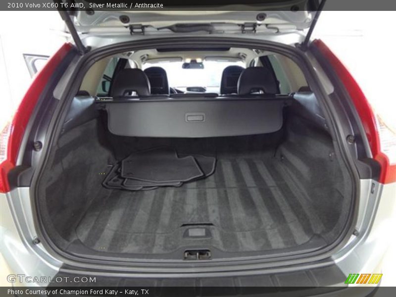 Silver Metallic / Anthracite 2010 Volvo XC60 T6 AWD