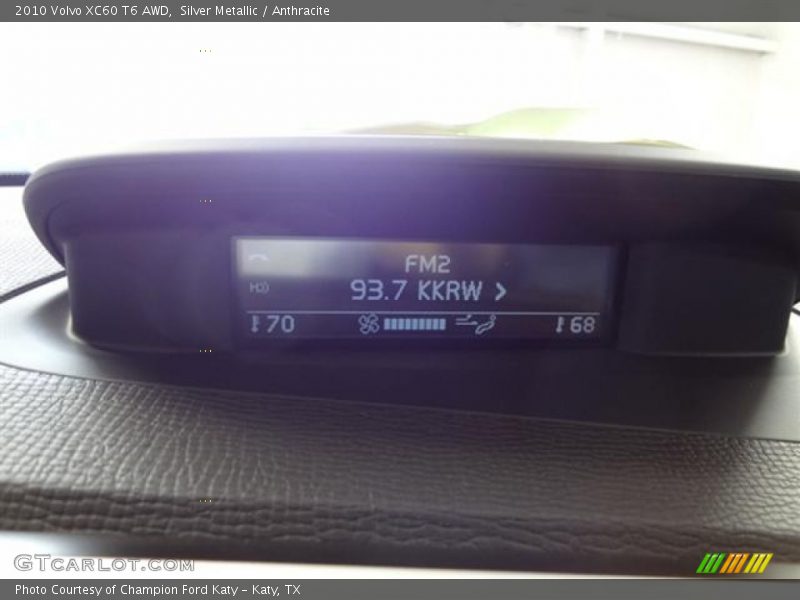 Silver Metallic / Anthracite 2010 Volvo XC60 T6 AWD