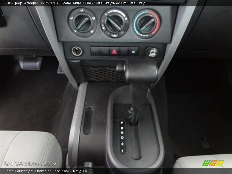 Stone White / Dark Slate Gray/Medium Slate Gray 2009 Jeep Wrangler Unlimited X