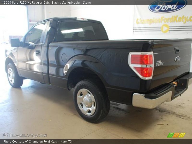 Black / Stone/Medium Stone 2009 Ford F150 XL Regular Cab