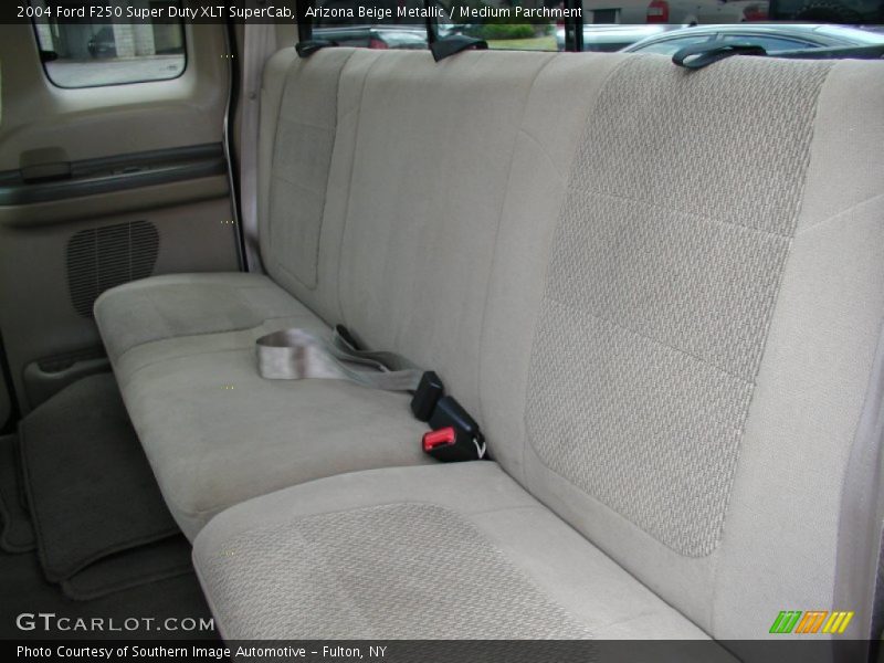Arizona Beige Metallic / Medium Parchment 2004 Ford F250 Super Duty XLT SuperCab