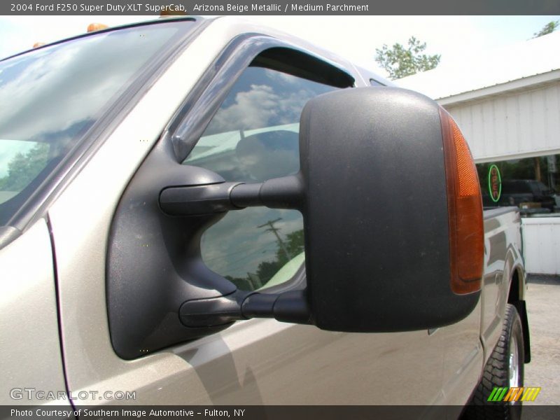 Arizona Beige Metallic / Medium Parchment 2004 Ford F250 Super Duty XLT SuperCab