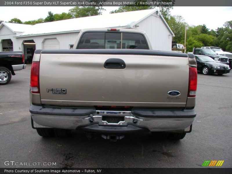 Arizona Beige Metallic / Medium Parchment 2004 Ford F350 Super Duty XLT SuperCab 4x4 Dually