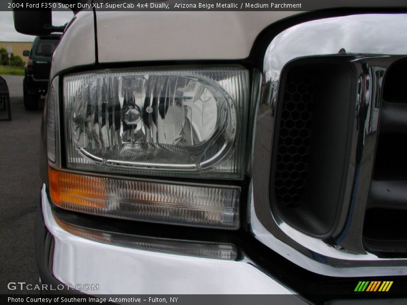 Arizona Beige Metallic / Medium Parchment 2004 Ford F350 Super Duty XLT SuperCab 4x4 Dually