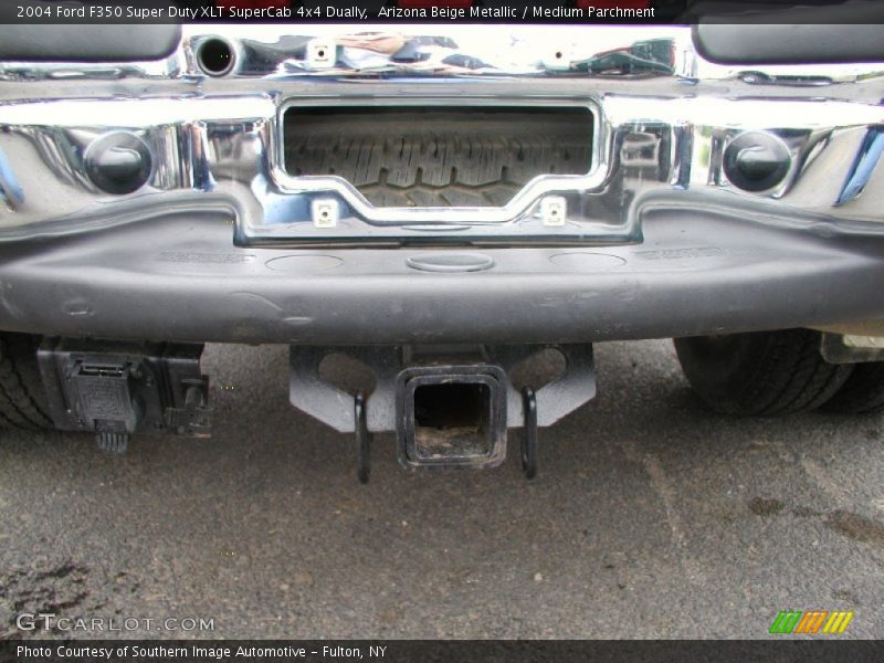 Arizona Beige Metallic / Medium Parchment 2004 Ford F350 Super Duty XLT SuperCab 4x4 Dually