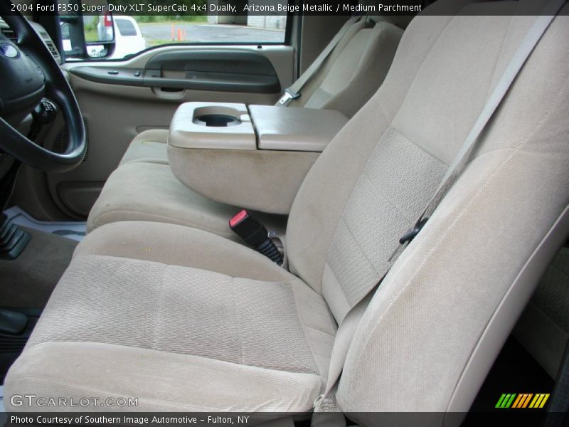 Arizona Beige Metallic / Medium Parchment 2004 Ford F350 Super Duty XLT SuperCab 4x4 Dually
