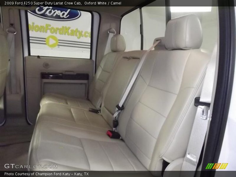Oxford White / Camel 2009 Ford F250 Super Duty Lariat Crew Cab