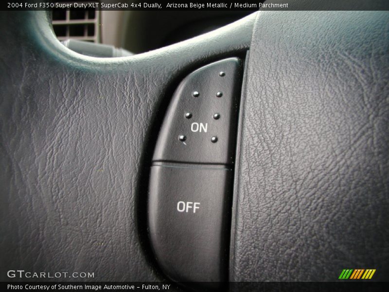 Arizona Beige Metallic / Medium Parchment 2004 Ford F350 Super Duty XLT SuperCab 4x4 Dually