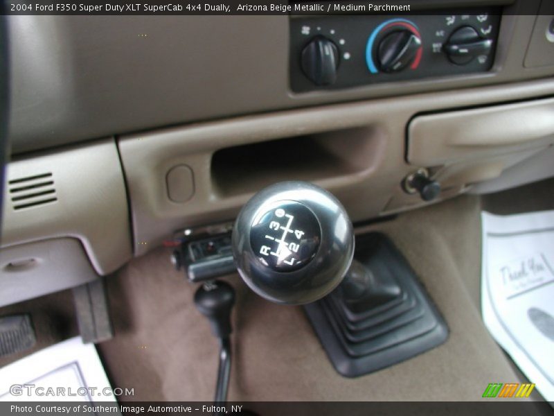  2004 F350 Super Duty XLT SuperCab 4x4 Dually 6 Speed Manual Shifter