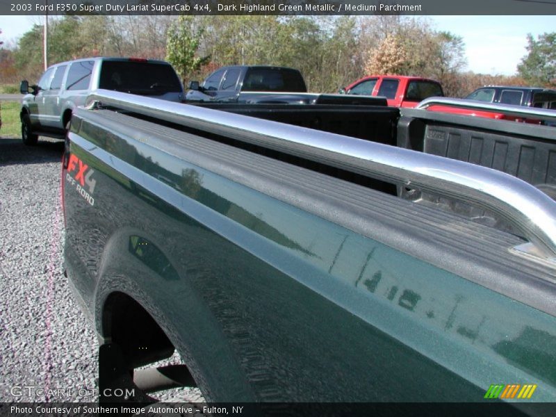 Dark Highland Green Metallic / Medium Parchment 2003 Ford F350 Super Duty Lariat SuperCab 4x4