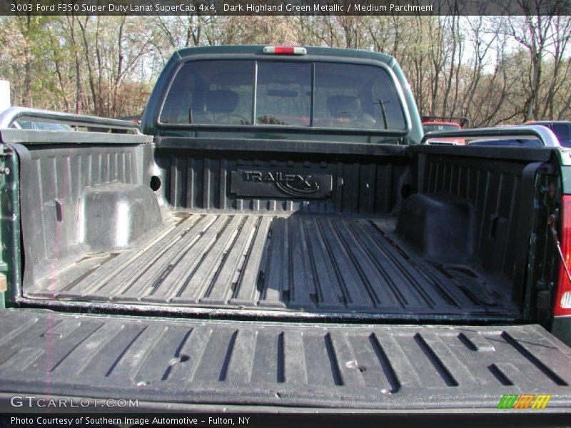 Dark Highland Green Metallic / Medium Parchment 2003 Ford F350 Super Duty Lariat SuperCab 4x4