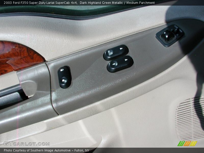Dark Highland Green Metallic / Medium Parchment 2003 Ford F350 Super Duty Lariat SuperCab 4x4