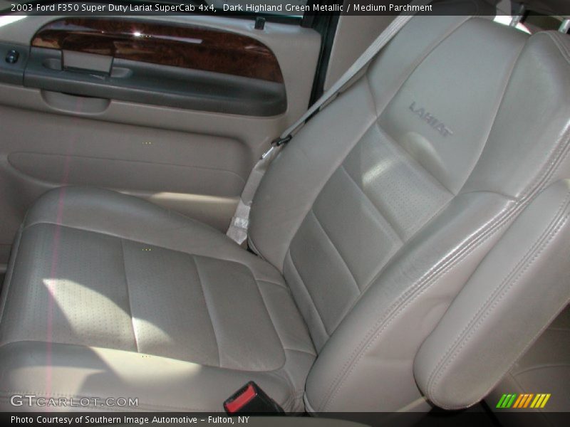 Dark Highland Green Metallic / Medium Parchment 2003 Ford F350 Super Duty Lariat SuperCab 4x4