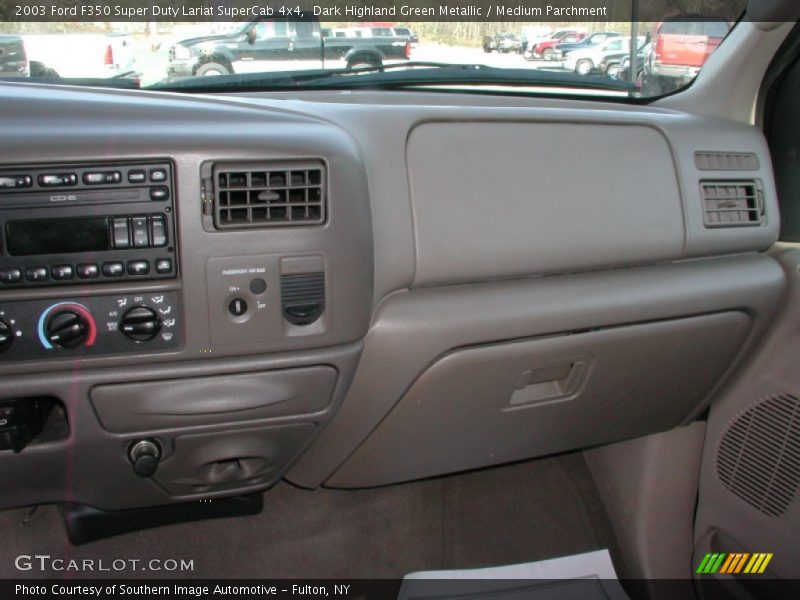 Dark Highland Green Metallic / Medium Parchment 2003 Ford F350 Super Duty Lariat SuperCab 4x4
