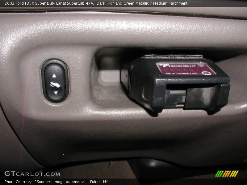 Dark Highland Green Metallic / Medium Parchment 2003 Ford F350 Super Duty Lariat SuperCab 4x4