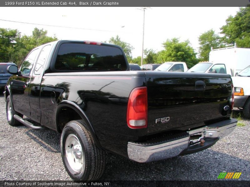 Black / Dark Graphite 1999 Ford F150 XL Extended Cab 4x4