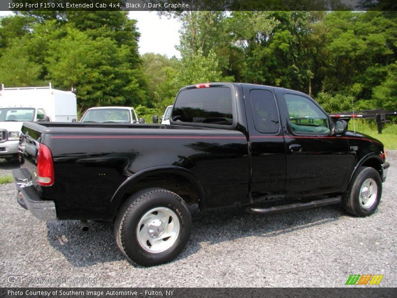 Black / Dark Graphite 1999 Ford F150 XL Extended Cab 4x4