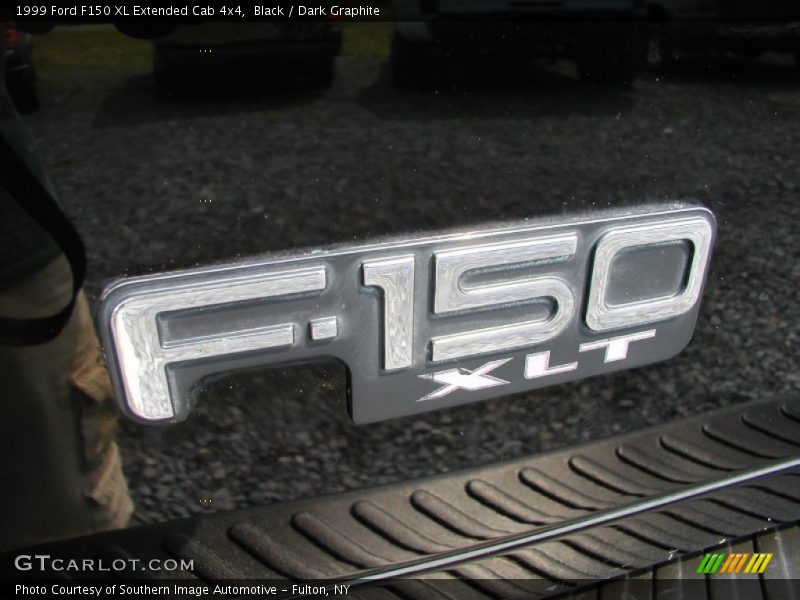  1999 F150 XL Extended Cab 4x4 Logo