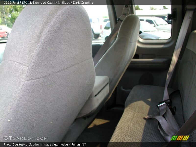 Black / Dark Graphite 1999 Ford F150 XL Extended Cab 4x4