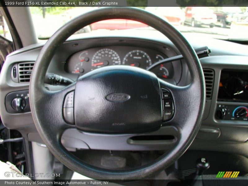  1999 F150 XL Extended Cab 4x4 Steering Wheel