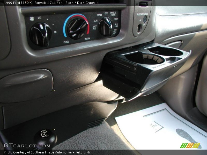 Black / Dark Graphite 1999 Ford F150 XL Extended Cab 4x4