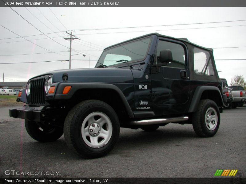 Patriot Blue Pearl / Dark Slate Gray 2004 Jeep Wrangler X 4x4
