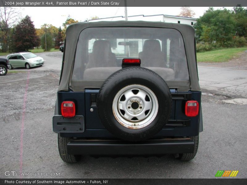 Patriot Blue Pearl / Dark Slate Gray 2004 Jeep Wrangler X 4x4